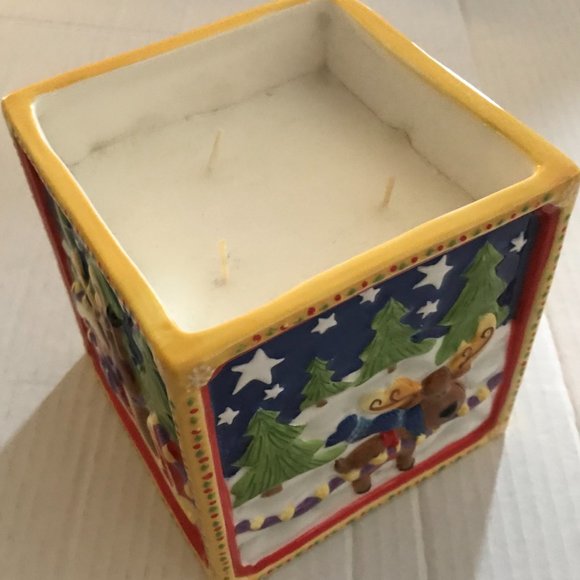 Holiday Christmas Candle reindeer CERAMIC 5-1/2” Cube - Picture 1 of 8